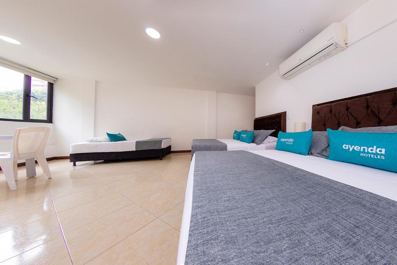 Hotel Ayenda Palo Alto Medellín Esterno foto